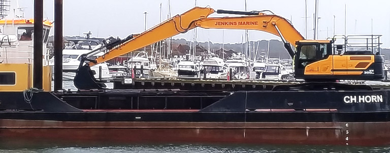 CH Horn with new dredging Excavator