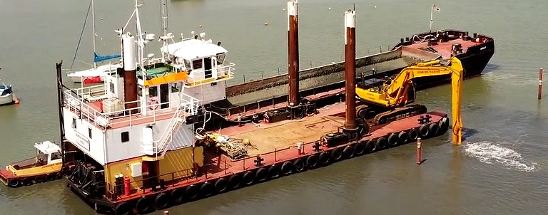 Doreen Dorward and hopper barge Winter dredging