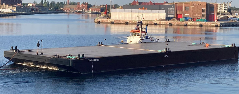 JML5019-50m-flat-top-barge-moored