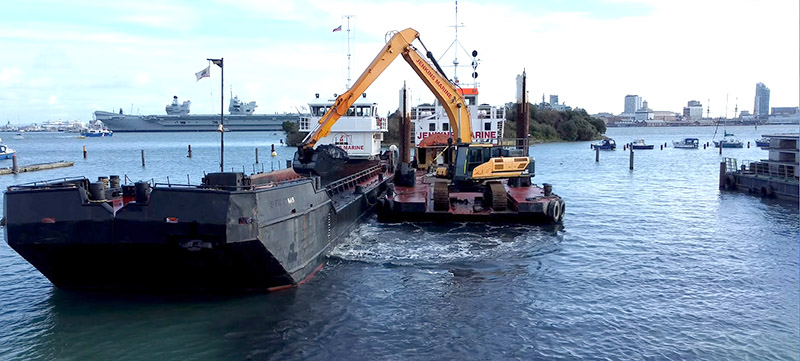 Dredging at POGs Weevil Lake Marina